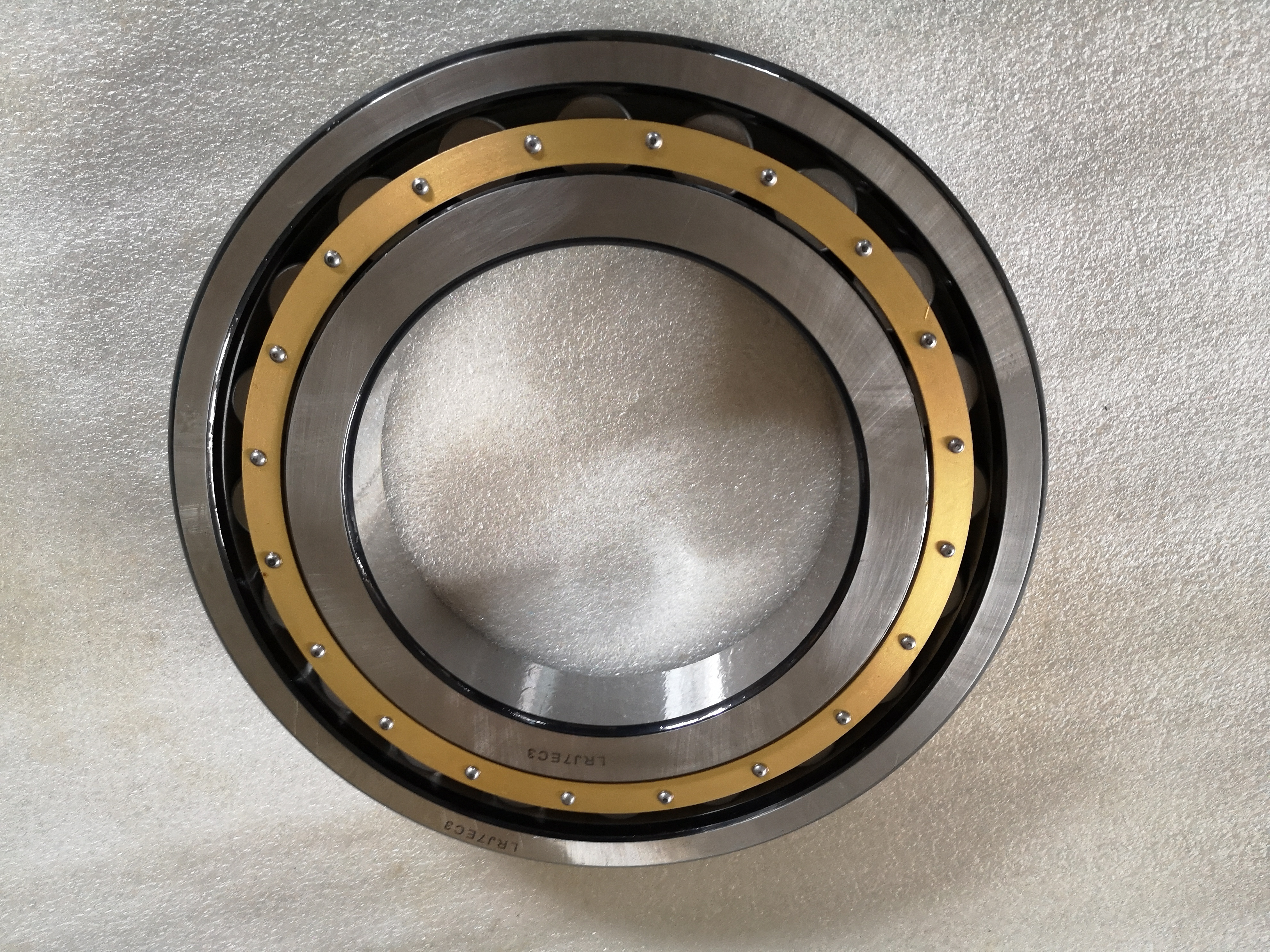 Rolamentos LRJ7EC3 Rodamientos (Interchange NTN) Automobile bearings 177.8x304.8x44.45mm