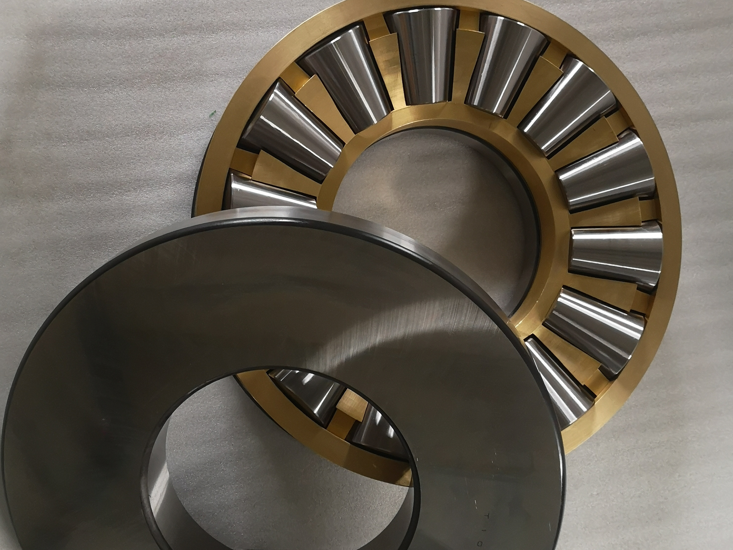 Rolamentos T10100V/T10100V-902A1 Rodamientos (Interchange FAG) Machine Tools Bearings 356.54x304.8x50.8mm